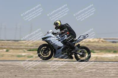 media/Aug-03-2025-TrackDaz (Sun) [[bf4a71acf9]]/A Group/12pm (Wheelie Bump)/